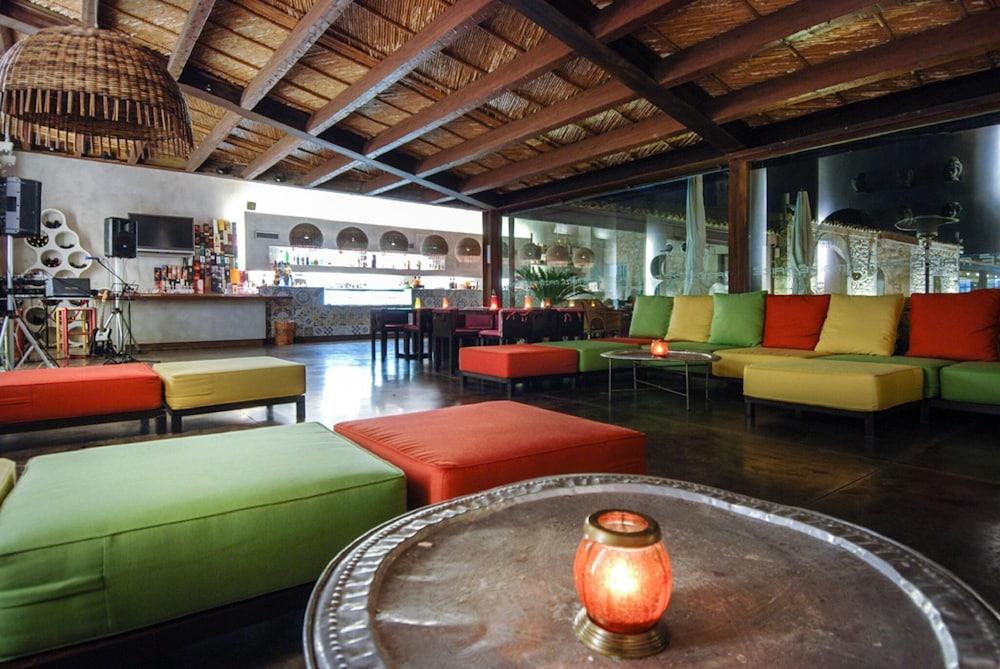 Poggio Del Sole Hotel Contrada Cimillà Extérieur photo